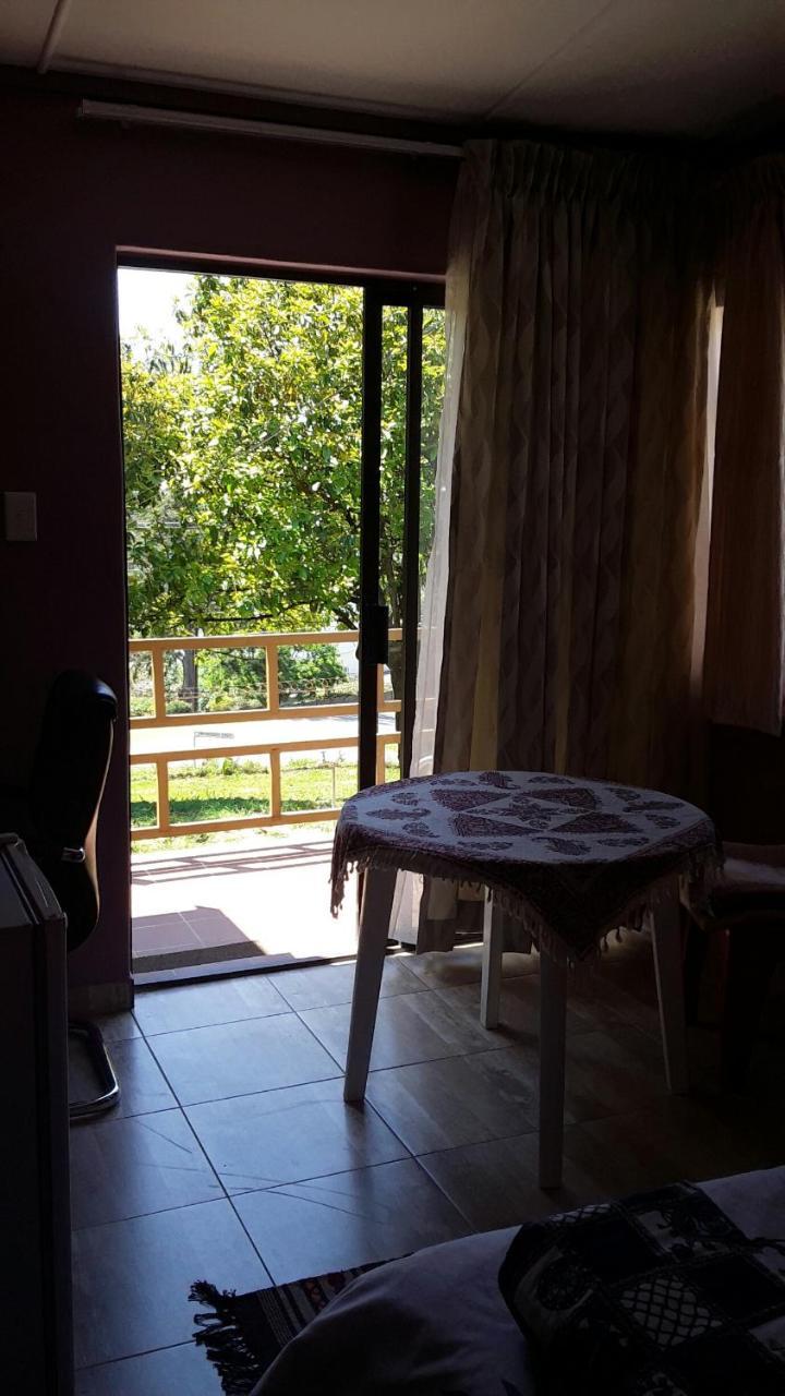 Otentik Guesthouse Mbabane Buitenkant foto